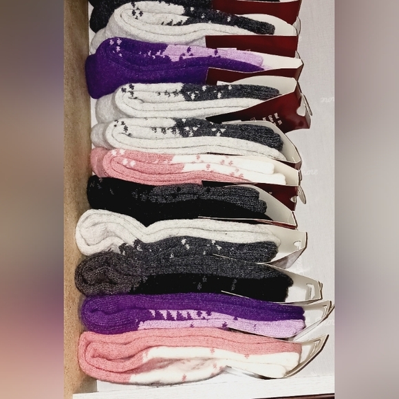 ⚫️  12 Lamb Wool Crew Socks/Thermal Warm Winter Boot Socks Size 9-11 Wom… - Picture 11 of 12